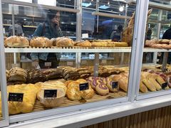 -焙丽拾光(麦凯乐直营店)