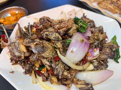 -许哥东北烧烤·铁丳烤串·宫后夹肉(繁花中心店)