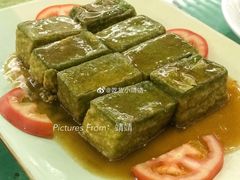 菜汁豆腐-巫记鸡饭店