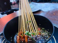 -虾弄弄海派小龙虾·牛羊蝎子火锅