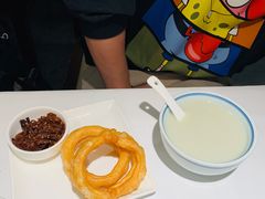 豆汁焦圈-四季民福烤鸭店(前门店)