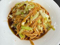 -洛东土菜馆(建国北路店)