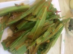 伊兰传统特色美食-伊兰津范儿