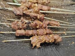 -许哥东北烧烤·铁丳烤串·宫后夹肉(繁花中心店)