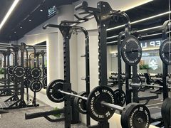 -TMG潮流健身(奥体莲荷里店)