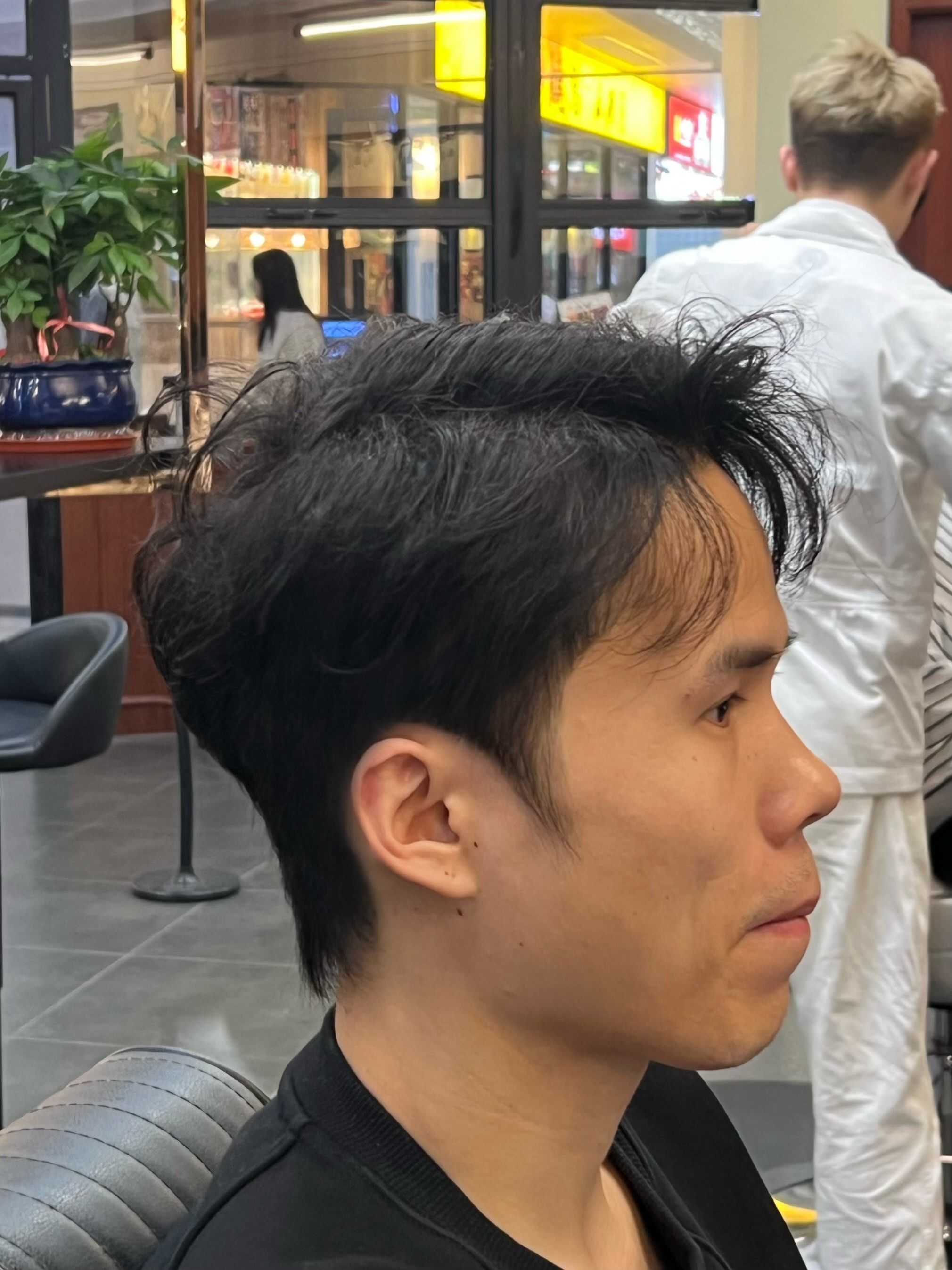 修剪新男士发型