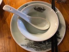 -洋沙湖湖色生鲜主题餐厅