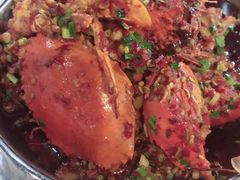 -凤凰路何眼镜香辣蟹(花果园店)
