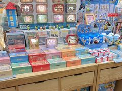 -猫的天空之城概念书店(杭州南宋御街店)