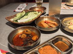 -草家酱蟹炭火烤肉店(珲春南路一店)
