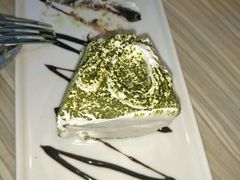 -必胜客(武汉欢乐谷店)