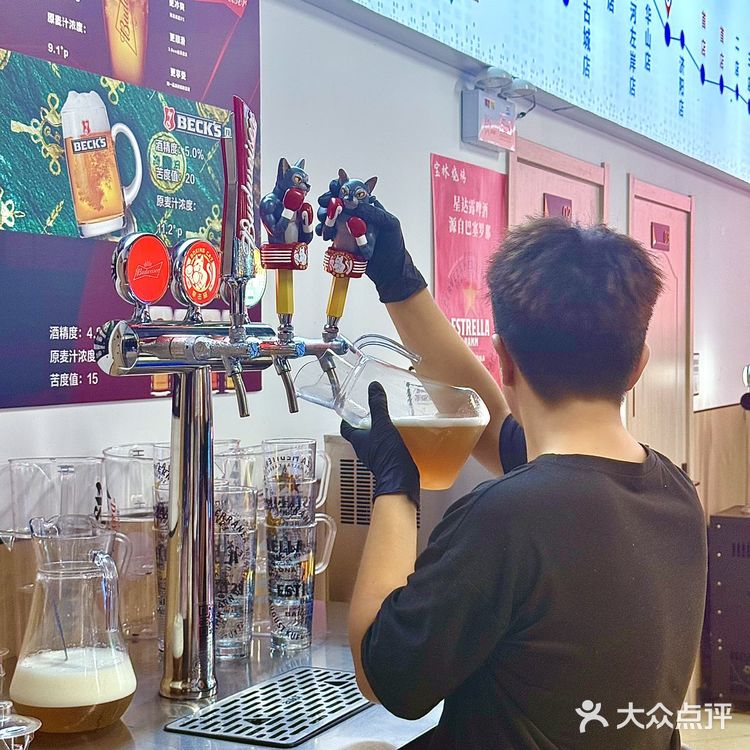 🔥 济南夜宵党尖叫！宝林烧烤来高新万达了