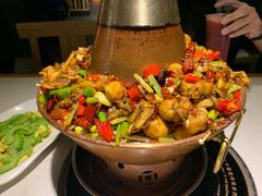 铜锅牛蛙-蛙蛙叫干锅年代(簋街总店)