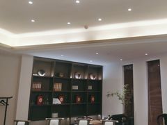 -梅花香里大酒店(郁金香路店)