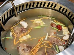 -阿二骨煲(新天地店)