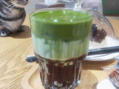 抹茶牛奶巧克力-藏猫猫咖啡主题馆(中央大道店)