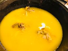 -鲜入围煮花胶鸡海鲜火锅