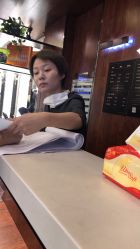 -一東造型烫发染发