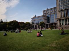 -复旦大学光华楼