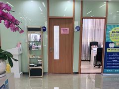 -茂菊口腔连锁(浦东南路店)