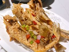 -聚汇三少·龙虾·中餐厅(莫邪路新天地店)