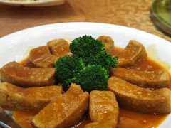 鲍鱼汁养生黑豆腐-新高记·粤菜·湛江鸡(南头古城店)