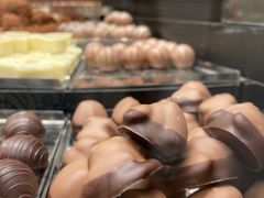 -Laderach 莱德拉(上海环贸iapm店)