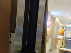 -麦当劳(静安寺店)