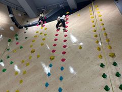 -ROCKPLUS攀岩馆(环宇城店)