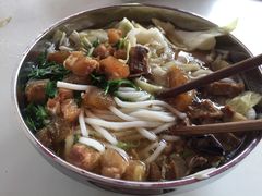 -花溪王记牛肉粉(四季花溪商场店)