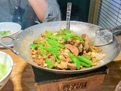 -费大厨辣椒炒肉(万家丽一店)