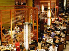 大堂-松山湖凯悦酒店·Café自助餐厅·周末火舞秀表演