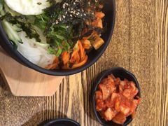 -吴草鸡爪오초닭발韩食堂(融恒盈嘉中心店)