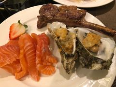 -大中华希尔顿酒店-念自助餐·嗨啤·小龙虾