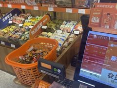 -来伊份(龙之梦长宁店)