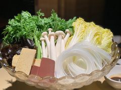 -余欢领鲜火锅(新街口店)