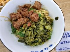 -钢阳酸菜红烧牛肉面(季乐路店)