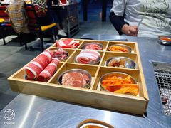 -马路牙子烧烤音乐酒馆(望京店)