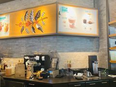 -星巴克臻选(周浦万达店)