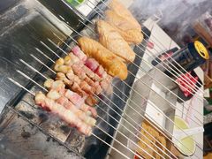 -喜悦小串丹东小黄牛海鲜烧烤大排档(民主广场店)