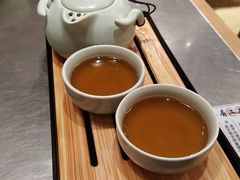 -潮界(LU·ONE凯德晶萃广场店)