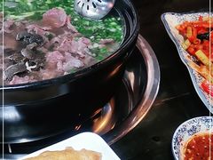 -乐山食古香跷脚牛肉