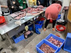 -标记美食新鲜猪杂(兴南大道店)