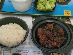 -老娘舅(吴山路店)