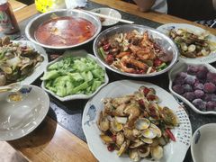 -辣盆盆麻辣小龙虾(哈尔滨总店)
