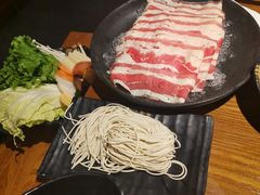 -呷哺呷哺 黄金牧场 (欢乐谷店)