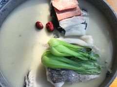 浓汤鱼头-几荷·恰似故人来(秀水广场店)