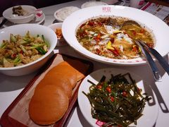 -新辣宴·湖南家常菜·商务聚餐(中粮创芯店)