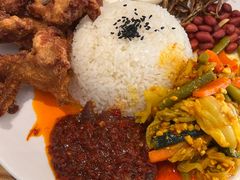 -峇峇娘马来西亚餐厅(望京SOHO店)