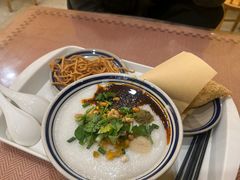 -正南齐北·老街糯米团(洪崖洞店)